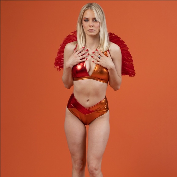 Fuego color block red and orange halter bikini top. NWT. Metallic. - Picture 10 of 14